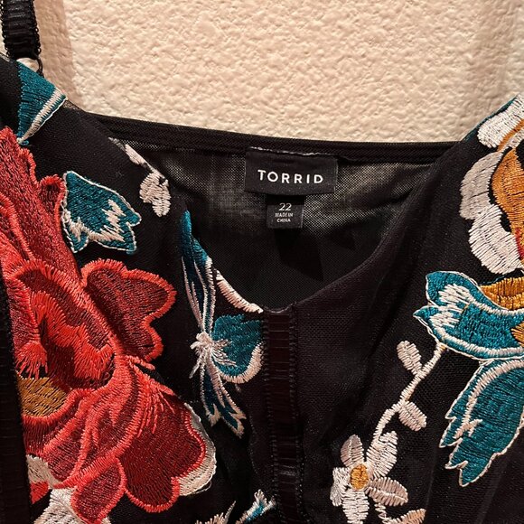 Torrid floral formal dress - Picture 4 of 5